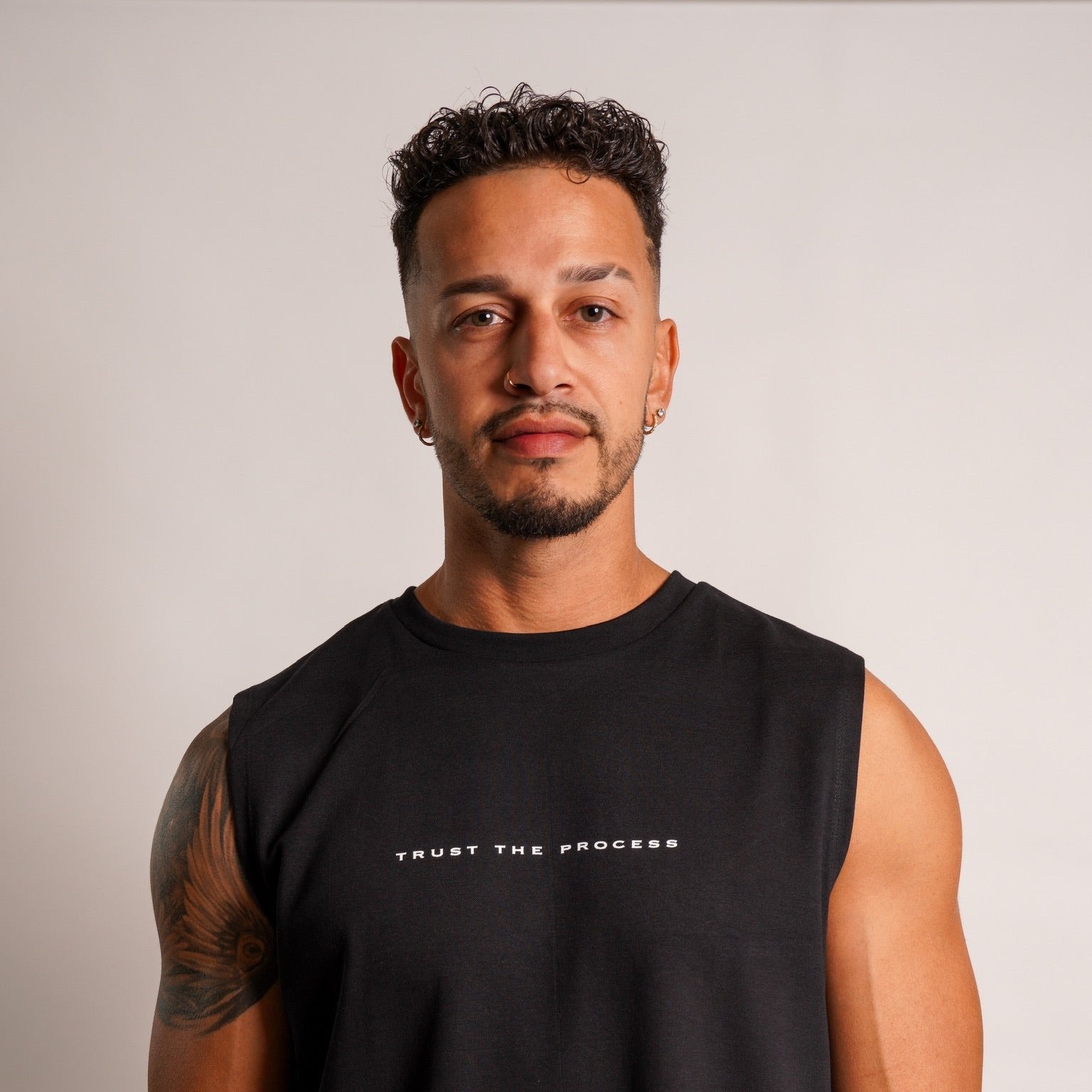 CUT OFF TANK | BLACK - Meraki Fit LLC